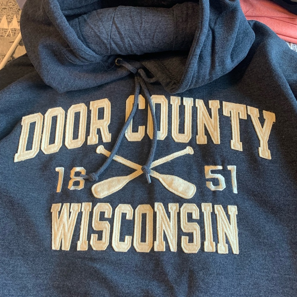 Blue Door County Wisconsin Hoodie. Never worn. Hard to find 3x. Heavy.
